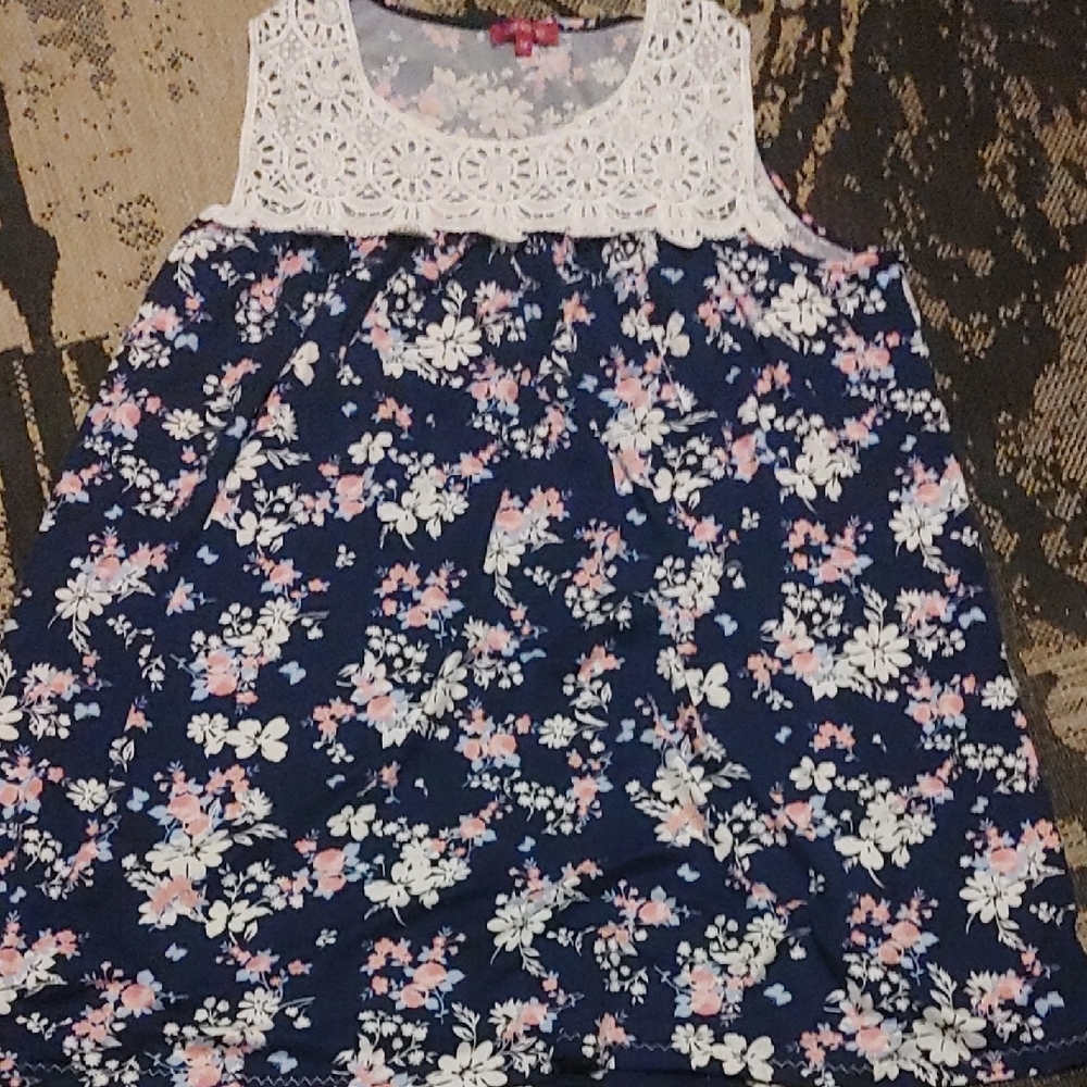 Floral Lace Top  Sz 1X